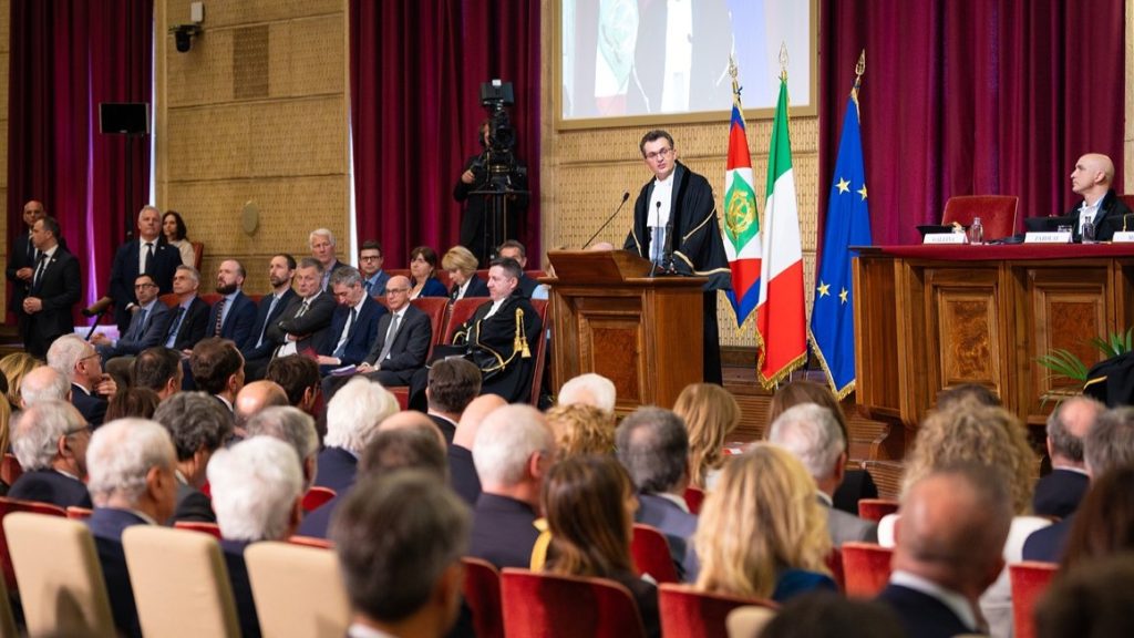 foto del discorso di Spitalieri per la LHC