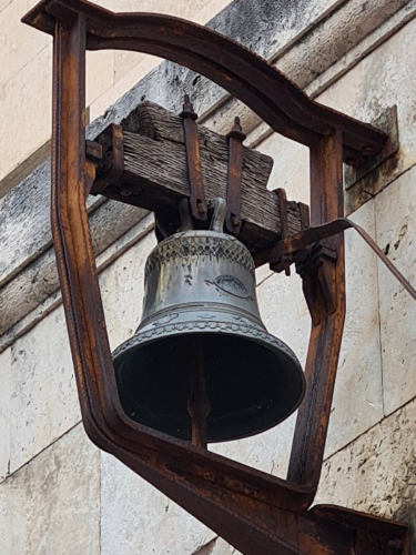 Campana delle Lauree pre restauro