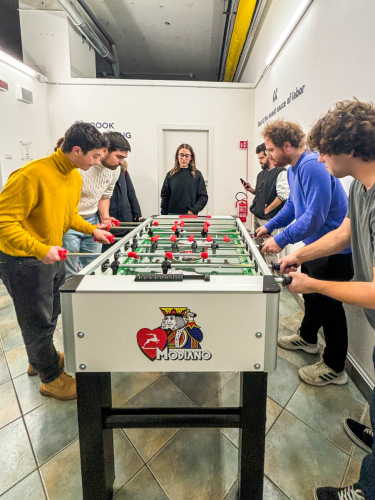 studenti che giocano